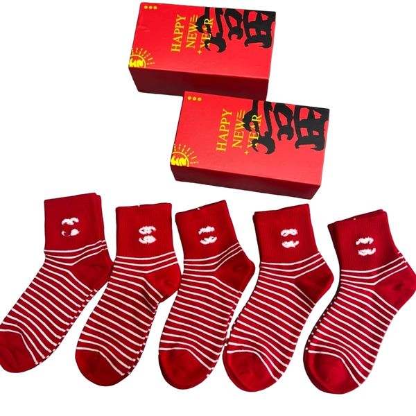 Designer 2024 Men's Cotton Socks Tiger Wolf Head Embroidery Mid-high Tube Leisure Sports Hip Hop Black White Sock
Designer 2024 Men's Cotton Socks Tiger Wolf Head Embroidery Mid-high Tube Leisure Sports Hip Hop Black White Sock
