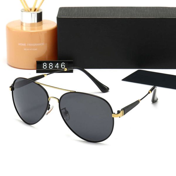 Designer sunglasses for women and men New Polarized Sunglasses Fashion Driving Leisure Tourism Trend 8846 With Box
Designer sunglasses for women and men New Polarized Sunglasses Fashion Driving Leisure Tourism Trend 8846 With Box