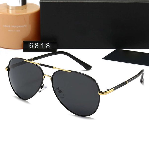 Designer sunglasses for women and men New Fashion Sunglasses Mens Polarized Holiday Leisure Tourism 6818 Sun Protection Glasses With Box
Designer sunglasses for women and men New Fashion Sunglasses Mens Polarized Holiday Leisure Tourism 6818 Sun Protection Glasses With Box