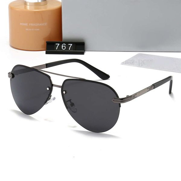 Designer sunglasses for women and men New Mens Toad Mirror Fashion Polarized Sunglasses Leisure Driving 767 With Box
Designer sunglasses for women and men New Mens Toad Mirror Fashion Polarized Sunglasses Leisure Driving 767 With Box