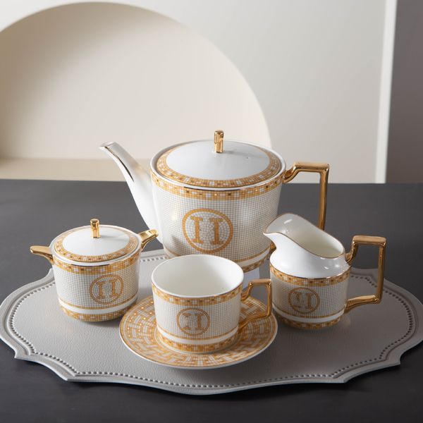 Cross-Border Mosaic Series Scented Tea Retro Affordable Bone-China Cups Set Sample Gold Handle Coffee Cup, Blue
Cross-Border Mosaic Series Scented Tea Retro Affordable Bone-China Cups Set Sample Gold Handle Coffee Cup, Blue