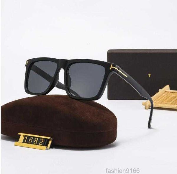 Frame sunglasses designer sunglasses glasses Men Outdoor Black Sunglasses Glasses Retro and Women sunglasses for women With box
Frame sunglasses designer sunglasses glasses Men Outdoor Black Sunglasses Glasses Retro and Women sunglasses for women With box