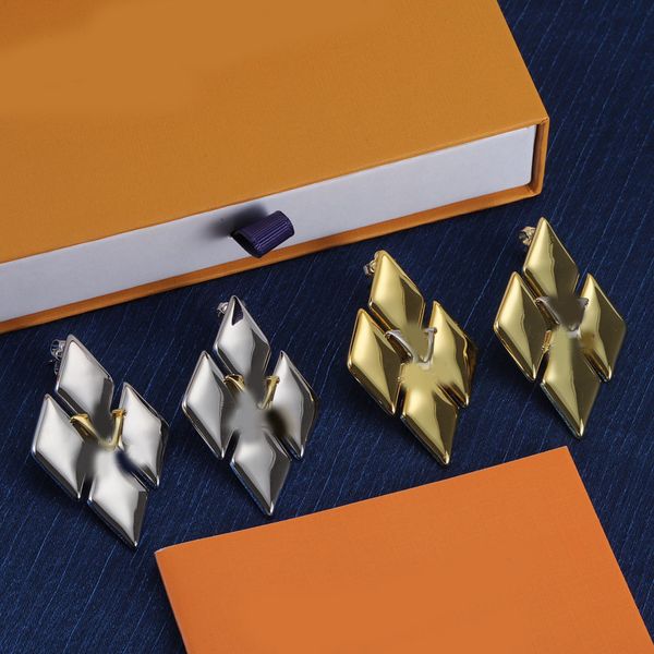 Punk Gold Silver Plated Triangle Letter Ear Stud Earring Brand Designer Stainless Steel Fashion Women Jewelry Accessories Gift Wholesale With Box High Quality
Punk Gold Silver Plated Triangle Letter Ear Stud Earring Brand Designer Stainless Steel Fashion Women Jewelry Accessories Gift Wholesale With Box High Quality