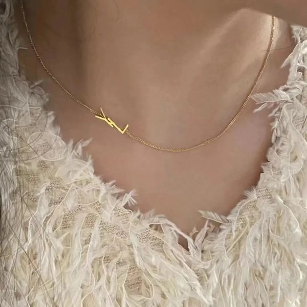 

Designer Necklace Simple Initial Dainty Pendant Designer Choker Necklace 14K Gold Plated Thin Chain Pendant Choker Light Weight Necklaces