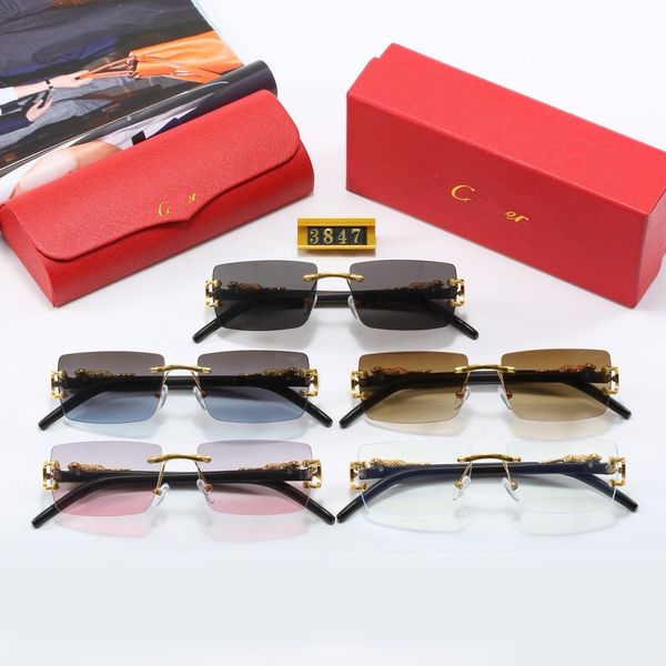 Designer Fashion 2024 Sunglasses Men Eyeglass Factory Eyewear Peach Shaped Lenses Non Slip Nose Rest Double Metal Beam Casual Vacation Mens Womens Sun Glasses
Designer Fashion 2024 Sunglasses Men Eyeglass Factory Eyewear Peach Shaped Lenses Non Slip Nose Rest Double Metal Beam Casual Vacation Mens Womens Sun Glasses