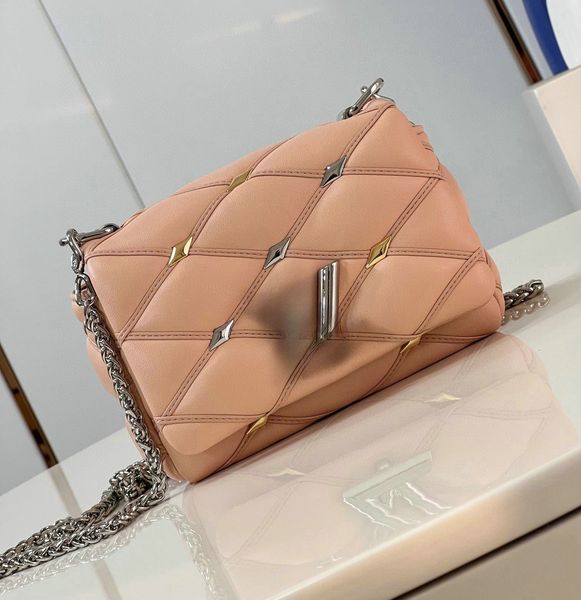 10A Quality New Designer Shoulder Bags Small Luxury Women Mini lambskin Bags Genuine Leather Chain Bags Handbags Purse 15CM With Box, Black
10A Quality New Designer Shoulder Bags Small Luxury Women Mini lambskin Bags Genuine Leather Chain Bags Handbags Purse 15CM With Box, Black