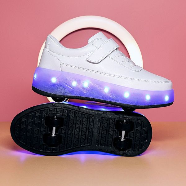 

PONERAIT black and white LED Roller Shoes with Wheels Boys 4 Wheels Sneakers Fashion Outdoor Sports Shoes for Girls Boys