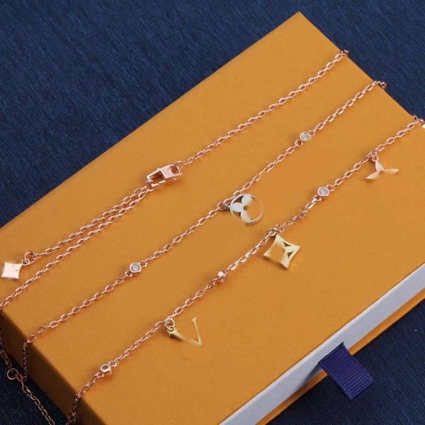 Wholesale Classic Women Luxury Crystal Charm Chain Necklace Brand Designer Gold Silver Plated Stainless Steel Pendant Chokers Fashion Jewelry Accessories Gift
Wholesale Classic Women Luxury Crystal Charm Chain Necklace Brand Designer Gold Silver Plated Stainless Steel Pendant Chokers Fashion Jewelry Accessories Gift