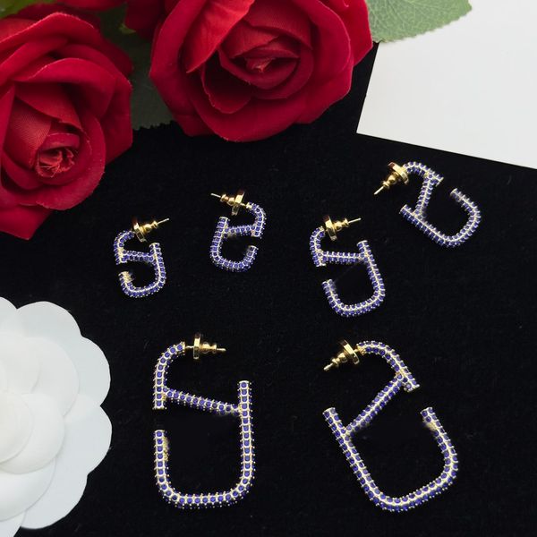 Luxury Blue Crystal Earrings Letter V Stud Original Brand Designer Fashion Women Rhinestone Wedding Party Diamond Jewelry Valentine's Day Gift With Box High Quality
Luxury Blue Crystal Earrings Letter V Stud Original Brand Designer Fashion Women Rhinestone Wedding Party Diamond Jewelry Valentine's Day Gift With Box High Quality