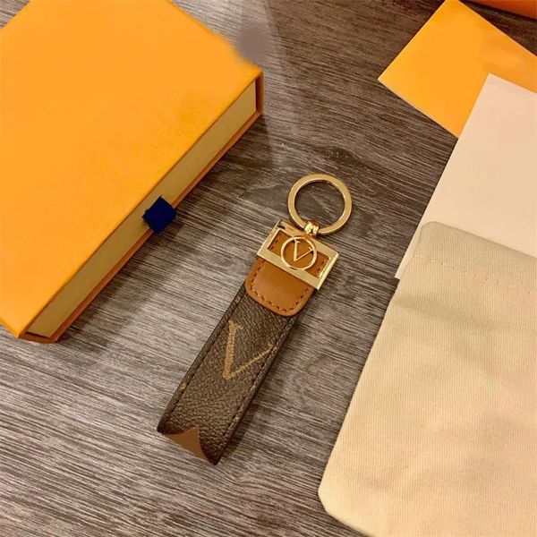 

Classic Unisex Man Women Handmade Designer Keychains Dragonne Multicolor Key Chain Brown Leather Bag Wallet Lanyard Gold Plated Keychain Letter Accessories Gifts