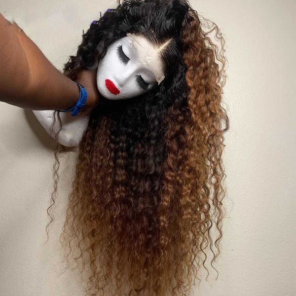 Synthetic Wigs Soft 26 Long Ombre Blonde Brown Curly 180Density Lace Front Wig For Black Women Babyhair Heat Resistant Preplucked Glueless 240329, Ombre color
Synthetic Wigs Soft 26 Long Ombre Blonde Brown Curly 180Density Lace Front Wig For Black Women Babyhair Heat Resistant Preplucked Glueless 240329, Ombre color