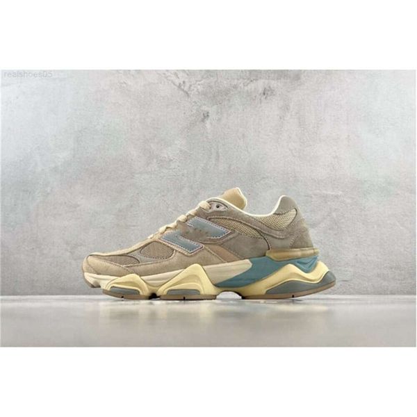 Designer Running Shoes womens shoes casual sports shoes Breathable couples fathers shoes, 18_a
Designer Running Shoes womens shoes casual sports shoes Breathable couples fathers shoes, 18_a