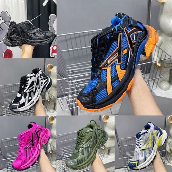 

Factory direct sale Hiking Triple Runner S Graffiti Womens sports shoes Seventh Generation Man Luxury brand shoes locomotive Black Grey pink blue SIZE 35-46, 28_a