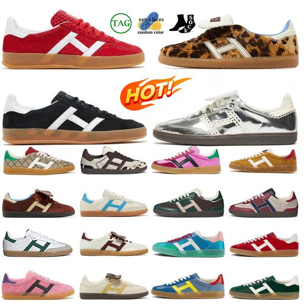 2024 Originals Vegan Adv Platform Shoes men women designer OG Casual Shoe Black White Velvet Suede Cream red mens womens outdoor sambabas sneakers sports trainers, Item#12
2024 Originals Vegan Adv Platform Shoes men women designer OG Casual Shoe Black White Velvet Suede Cream red mens womens outdoor sambabas sneakers sports trainers, Item#12
