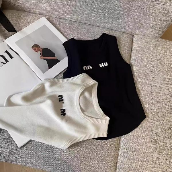 Designer clothes women tank top women miui 24ss new fashion printed letters simple casual versatile slim fit knitted short vest high end, Black
Designer clothes women tank top women miui 24ss new fashion printed letters simple casual versatile slim fit knitted short vest high end, Black
