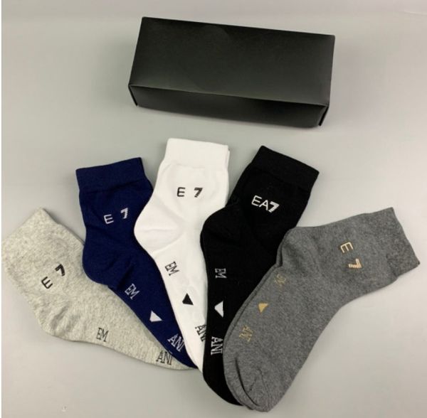Socks Mens Womens Fashion stocking Sport cotton embroidery trend Hip Hop cotton 5 pairs box men's stockings NBVCJFGKF, Clear
Socks Mens Womens Fashion stocking Sport cotton embroidery trend Hip Hop cotton 5 pairs box men's stockings NBVCJFGKF, Clear