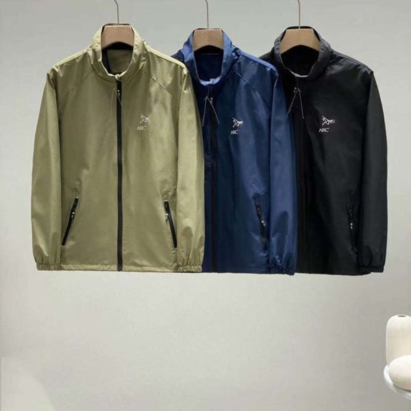 spring men jacket designer hike clothing fashion embroidery hardshell jackets rushsuit windproof waterproof outdoor hooded men women storm Jacket three color, Black
spring men jacket designer hike clothing fashion embroidery hardshell jackets rushsuit windproof waterproof outdoor hooded men women storm Jacket three color, Black