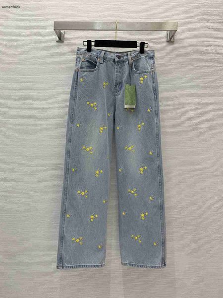 Brand Jeans Women Jean Designer Pants Fashion LOGO Denims Pants Woman Yellow Flower Embroidery Denims Trousers Mar 25, #2-white
Brand Jeans Women Jean Designer Pants Fashion LOGO Denims Pants Woman Yellow Flower Embroidery Denims Trousers Mar 25, #2-white