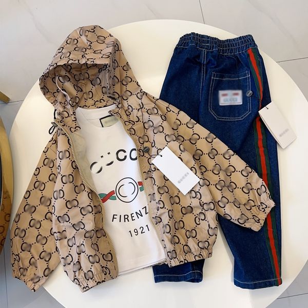 2024 kids Checkered luxurious children's clothing double-sided jacket and sprinter long sleeved bottom sweater sports pants set Baby Undershirt Clothing AAA, White
2024 kids Checkered luxurious children's clothing double-sided jacket and sprinter long sleeved bottom sweater sports pants set Baby Undershirt Clothing AAA, White