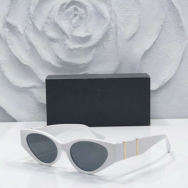 Small Oval Women's Sunglasses 2024 New Fashion Hight Quality Eyeglasses Female Retro Shade Eyewear with Case
Small Oval Women's Sunglasses 2024 New Fashion Hight Quality Eyeglasses Female Retro Shade Eyewear with Case