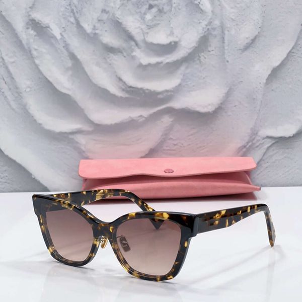 New in Vintage Cat Sunglasses for Women Hight Quality Brand Design Eye Protection Retro Acetate Frame Oculos De Sol Feminino
New in Vintage Cat Sunglasses for Women Hight Quality Brand Design Eye Protection Retro Acetate Frame Oculos De Sol Feminino