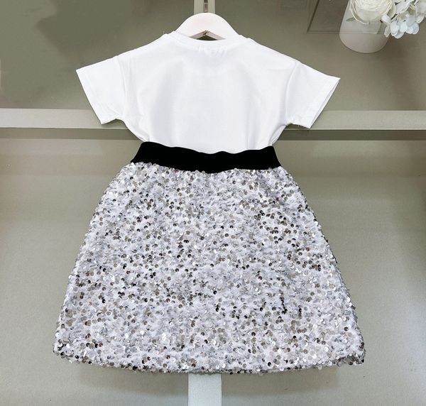 High-end Baby Clothing Sets Girls Short Sleeved Suits Summer Children Western Style European and American Style Skirt Kids Sets, White
High-end Baby Clothing Sets Girls Short Sleeved Suits Summer Children Western Style European and American Style Skirt Kids Sets, White