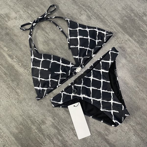 black swimsuit designer bikini top womens luxury fashion swimwear 2 piece blue backless bathe suit with letter clear strap shape swimsuit XL, Color 4
black swimsuit designer bikini top womens luxury fashion swimwear 2 piece blue backless bathe suit with letter clear strap shape swimsuit XL, Color 4