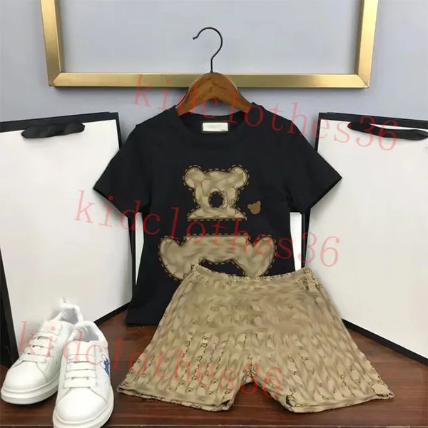 luxury designer kids Tracksuit Summer Childrens Checkered T-shirt New Boys Babies Polo Short sleeved Shirt fashion Clothing Sets, Black
luxury designer kids Tracksuit Summer Childrens Checkered T-shirt New Boys Babies Polo Short sleeved Shirt fashion Clothing Sets, Black