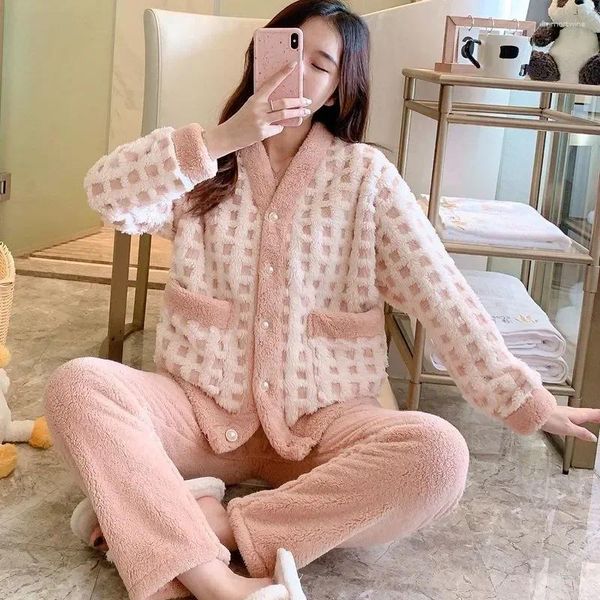 2 Womens Sleepwear Set Fluffy Night Warm Pocket Pamas Fashion Winter Piiama Piece Pant Wear Plaid V-neck Home Fleece Suit Women 2024
2 Womens Sleepwear Set Fluffy Night Warm Pocket Pamas Fashion Winter Piiama Piece Pant Wear Plaid V-neck Home Fleece Suit Women 2024