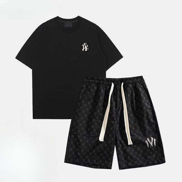 Casual sports suit men's summer short-sleeved two-piece set with shorts embroidery trend Yankees clothes, Blue
Casual sports suit men's summer short-sleeved two-piece set with shorts embroidery trend Yankees clothes, Blue