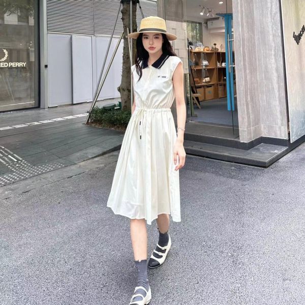 miui skirt dresses for woman designer dress Summer new Preppy style sleeveless dress, White
miui skirt dresses for woman designer dress Summer new Preppy style sleeveless dress, White