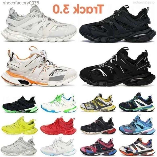 Track 3 LED Shoe New Fashion Womens Shoes Track 3.0 Luxury Trainers Triple s Black White Pink for Man Drop Shipp, Green
Track 3 LED Shoe New Fashion Womens Shoes Track 3.0 Luxury Trainers Triple s Black White Pink for Man Drop Shipp, Green