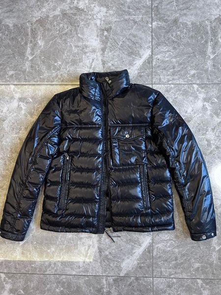 Designer Mens Winter Down Jacket Parkas Salzman France Paris Luxury Man Hooded Puffer cropped puffer jacket M2306 Mens New Thin Black
Designer Mens Winter Down Jacket Parkas Salzman France Paris Luxury Man Hooded Puffer cropped puffer jacket M2306 Mens New Thin Black