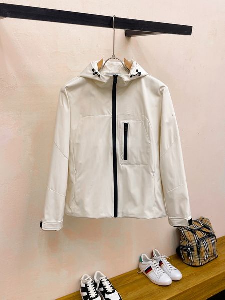 Designer Mens Early Spring Jacket Spring and Autumn Windrunner Tee Fashion Hooded Sports Windbreaker Casual Zipper Mens Casual Jacket Jacket, White
Designer Mens Early Spring Jacket Spring and Autumn Windrunner Tee Fashion Hooded Sports Windbreaker Casual Zipper Mens Casual Jacket Jacket, White