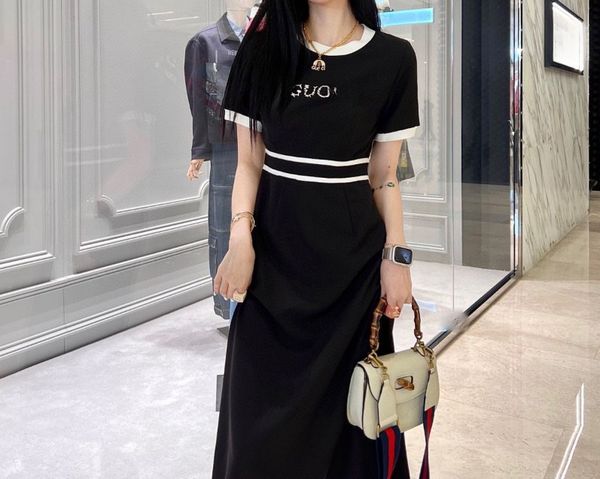 Dress a word dress summer new short-sleeved waist hidden meat thin Hepburn style temperament colour collision fresh young, Black
Dress a word dress summer new short-sleeved waist hidden meat thin Hepburn style temperament colour collision fresh young, Black