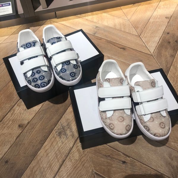 High-quality children's toddler shoes, designer non-slip rubber outsole, flat-bottomed devil stick, one-pedal flat-bottomed casual shoes, Gray
High-quality children's toddler shoes, designer non-slip rubber outsole, flat-bottomed devil stick, one-pedal flat-bottomed casual shoes, Gray