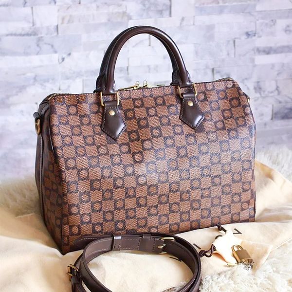Top handle handbag Designer the tote for Woman 7A quality vacation Clutch man Shoulder travel bag strap fashion Leather duffle crossbody Damier work bags, Deep blue
Top handle handbag Designer the tote for Woman 7A quality vacation Clutch man Shoulder travel bag strap fashion Leather duffle crossbody Damier work bags, Deep blue