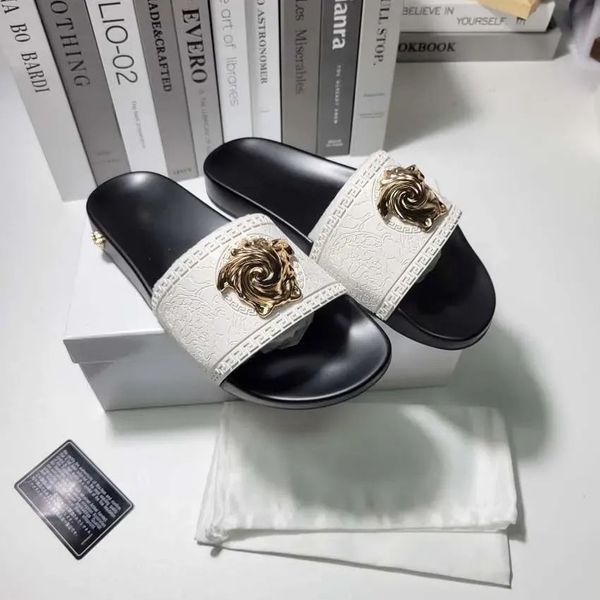 Designer Sandals Womens Mens Slippers Flip Flops Flat Rubber Leather Women Dress Shoes 35-45, Random color2
Designer Sandals Womens Mens Slippers Flip Flops Flat Rubber Leather Women Dress Shoes 35-45, Random color2