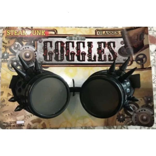 Upgrade New Men's Fashion Outdoor Euro-American Driving Punk Decorated with Vintage Glasses Auto Parts Cool and Weird
Upgrade New Men's Fashion Outdoor Euro-American Driving Punk Decorated with Vintage Glasses Auto Parts Cool and Weird