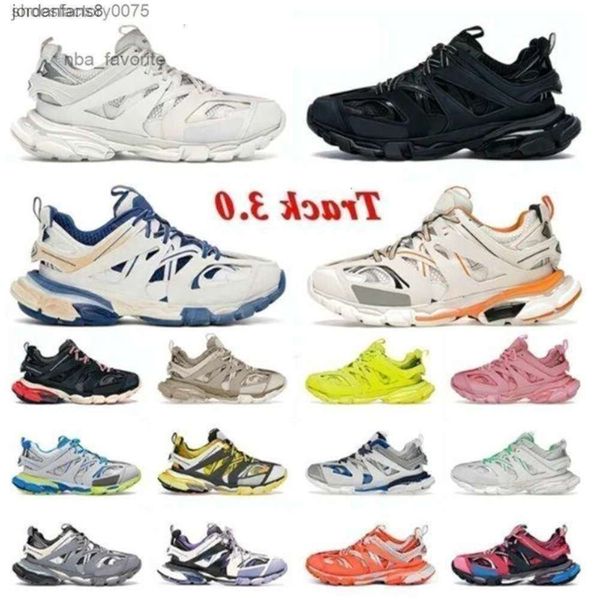 Track 3 LED Shoe top Brand Track Casual Shoes Triple Black White Beige Tracks Runners 3 3.0 Luxury Trainers 36, 10_a
Track 3 LED Shoe top Brand Track Casual Shoes Triple Black White Beige Tracks Runners 3 3.0 Luxury Trainers 36, 10_a