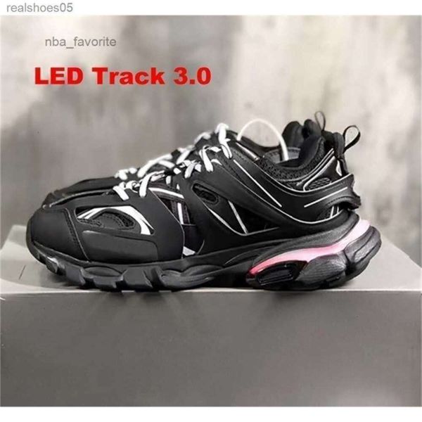 3 LED Track Shoe Dress Shoes Designer Led Track 3 3.0 Shoe Men Women Sneakers Triple Black White Pink Sneaker Tracks Spo, Color 6
3 LED Track Shoe Dress Shoes Designer Led Track 3 3.0 Shoe Men Women Sneakers Triple Black White Pink Sneaker Tracks Spo, Color 6