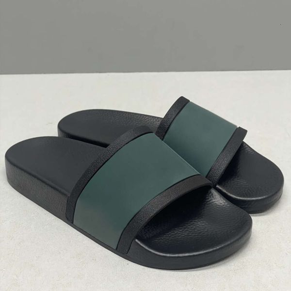 Rubber Slides Sandal Floral Brocade Fashion Mens Gear Bottoms Flip Flops Slippers Striped Womens Sandals Designers Loafers Sliede With Box NO311, A1
Rubber Slides Sandal Floral Brocade Fashion Mens Gear Bottoms Flip Flops Slippers Striped Womens Sandals Designers Loafers Sliede With Box NO311, A1