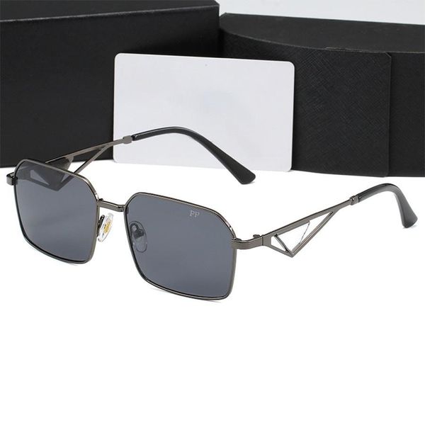 Men's Fashion Sunglasses Designer Wayfarer Eyeglasses Casual Ornamental Glasses for Women 5 Colors
Men's Fashion Sunglasses Designer Wayfarer Eyeglasses Casual Ornamental Glasses for Women 5 Colors
