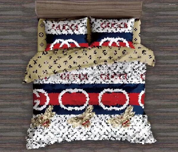Comforters Designer Bedding Set Classic Letter Khaki Dashed Printed Duvet Cover Pillow 4 Pcs Pure Cotton Comfortable, Ice blue
Comforters Designer Bedding Set Classic Letter Khaki Dashed Printed Duvet Cover Pillow 4 Pcs Pure Cotton Comfortable, Ice blue