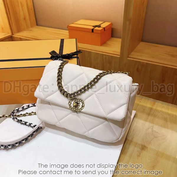 Luxury Bag Crossbody Bag Designer Shoulder Bag Womens Fashion Flip Diamond Patterned Leather Bag High quality Small Metal Chain Wallet Designer Handbag 19 7802, Cl#5
Luxury Bag Crossbody Bag Designer Shoulder Bag Womens Fashion Flip Diamond Patterned Leather Bag High quality Small Metal Chain Wallet Designer Handbag 19 7802, Cl#5