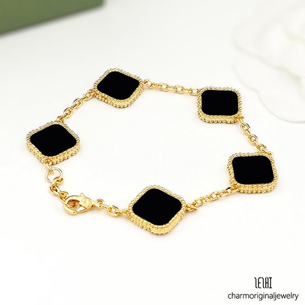 luxury bracelet designer bracelet women gold plated classic fashion charm bracelet designer jewelry elegant pearl bracelets for women and men high quality
luxury bracelet designer bracelet women gold plated classic fashion charm bracelet designer jewelry elegant pearl bracelets for women and men high quality