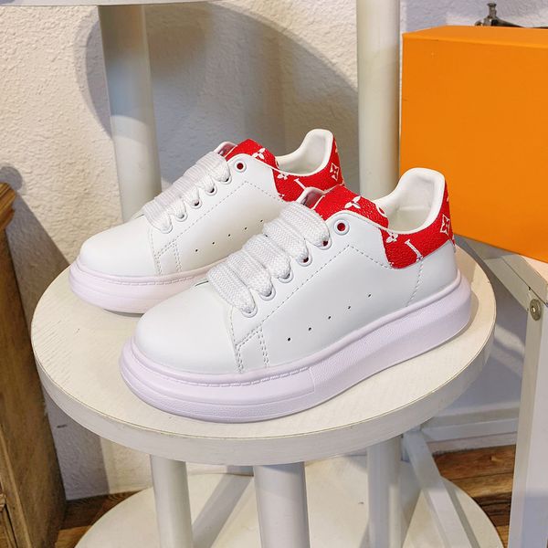 Shoes Boys Girls Fashion Cute Comfortable Kids Leather Casual Sneakers High quality antiskid Children flat Designer shoes, Black
Shoes Boys Girls Fashion Cute Comfortable Kids Leather Casual Sneakers High quality antiskid Children flat Designer shoes, Black