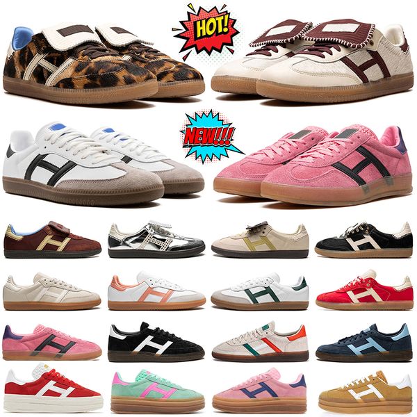 Designer wales bonner Casual Shoes Suede Dark Pony Green Boldshoes Og Light Blue Silk Red Pink Fusion White Black Gum Scarpe Bonner Leopard Tonal Nylon Sneakers 36-45
Designer wales bonner Casual Shoes Suede Dark Pony Green Boldshoes Og Light Blue Silk Red Pink Fusion White Black Gum Scarpe Bonner Leopard Tonal Nylon Sneakers 36-45