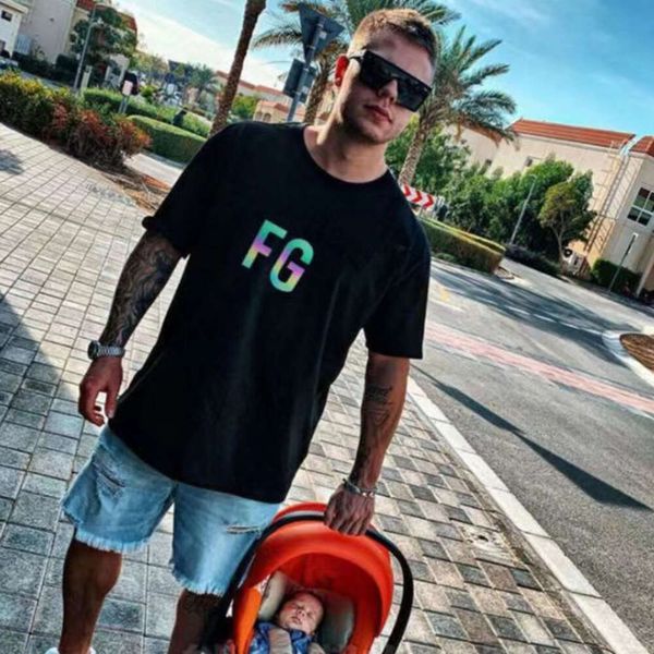 undefined designers mens t shirt ES brand Hip-hop goth tops shirts cropped men Fashion croptops Luxury summer t-shirts woman Clothes Designer Clothes tshirts 2024, White
undefined designers mens t shirt ES brand Hip-hop goth tops shirts cropped men Fashion croptops Luxury summer t-shirts woman Clothes Designer Clothes tshirts 2024, White