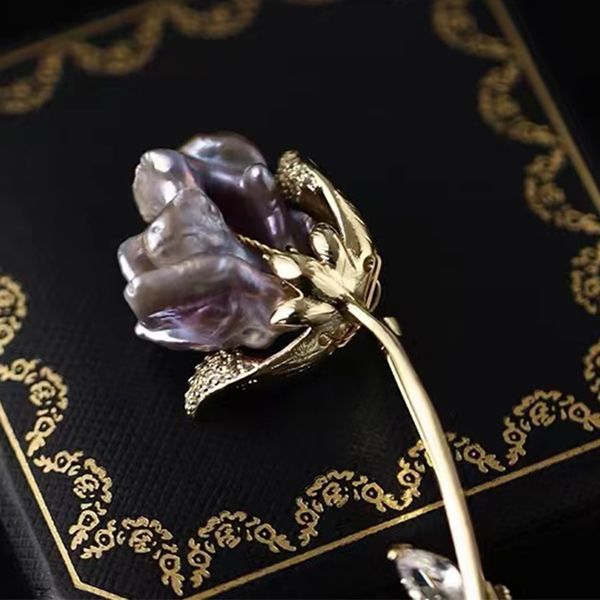 retro rose brooch, rose brooch, women's brooch, lapel brooch, wedding jewelry, clothing accessories
retro rose brooch, rose brooch, women's brooch, lapel brooch, wedding jewelry, clothing accessories